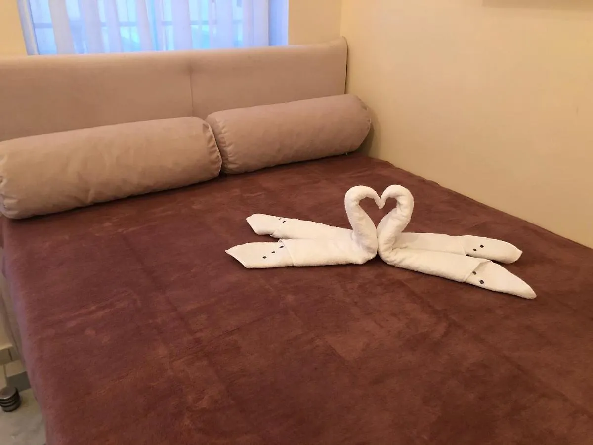 לאבין Villa Katarina